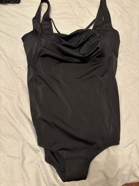 Speedo Classic Black One-Piece Swimsuit 20